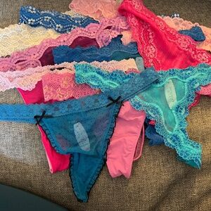 NWT 10 Lace Thong Bundle - Victoria Secret size L